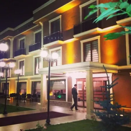 Aygur Hotel 3*